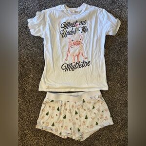 Altar'd State Christmas Pajama Set with Pig Print “Meet me under the Mistletoe”